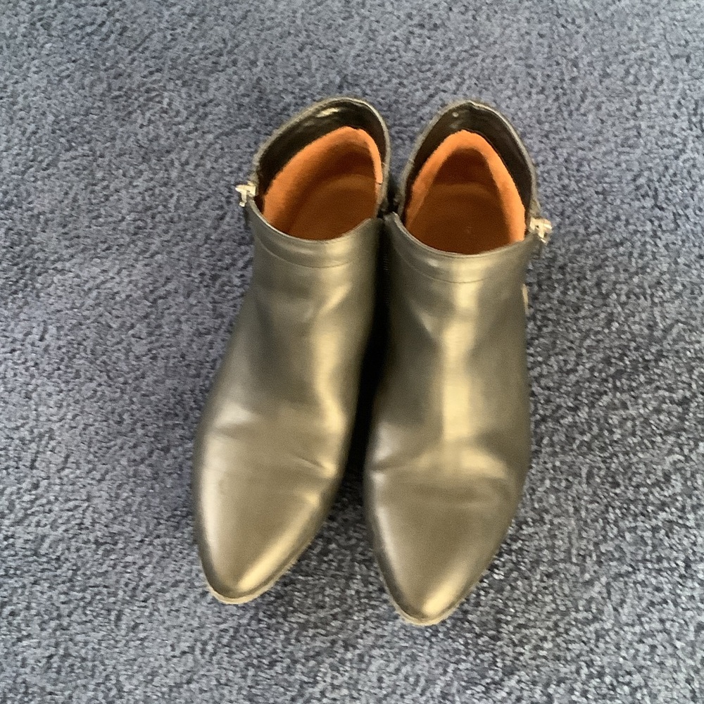 Naturalizer Black Ankle Boots